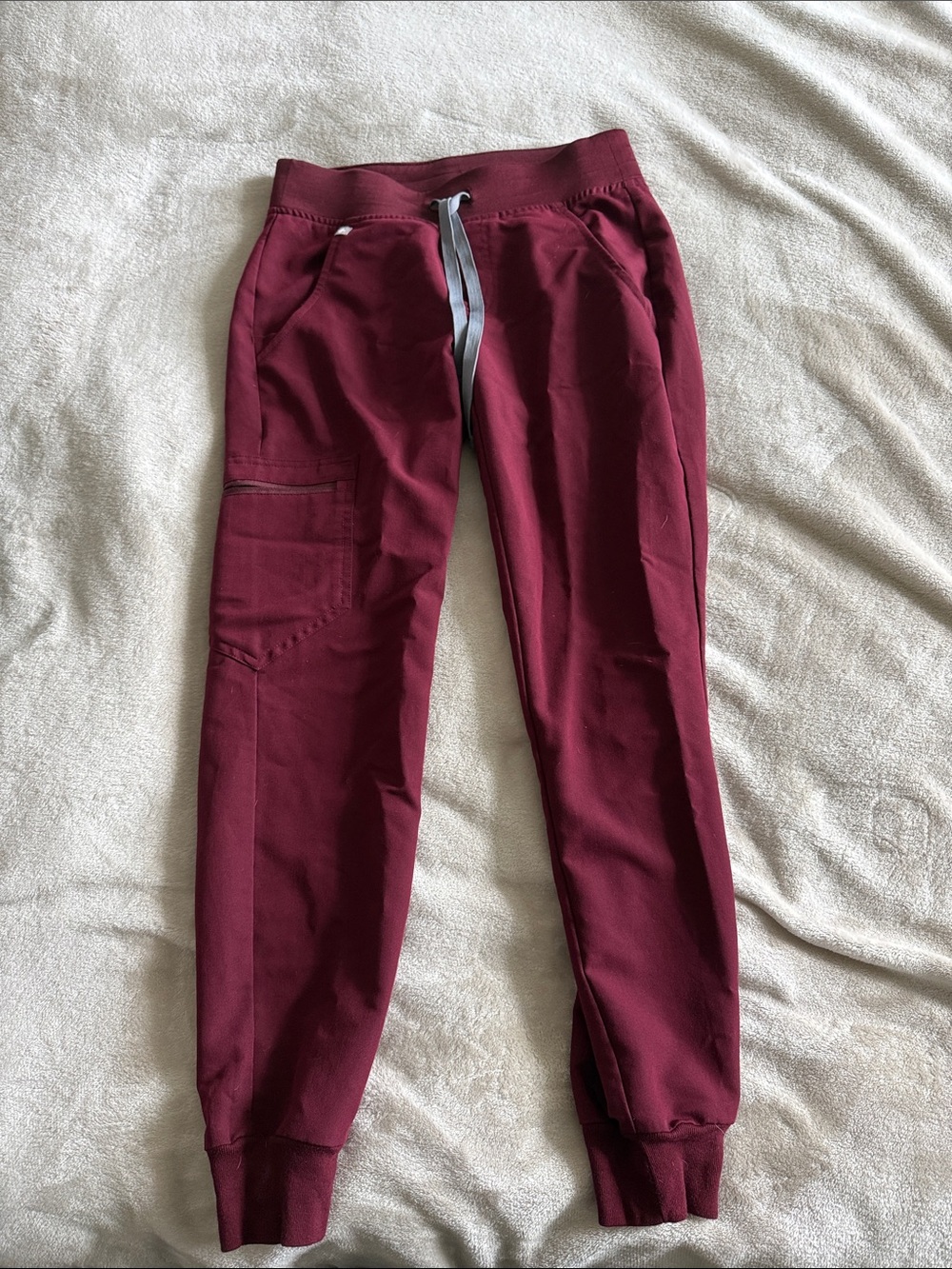 Figs Maroon Jogger Pants with Pocket